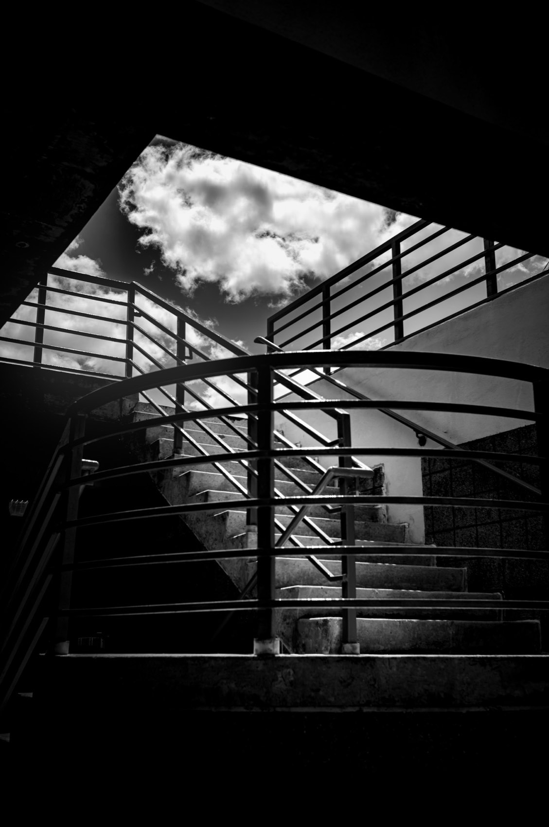 Rail and Cloud. Miami.