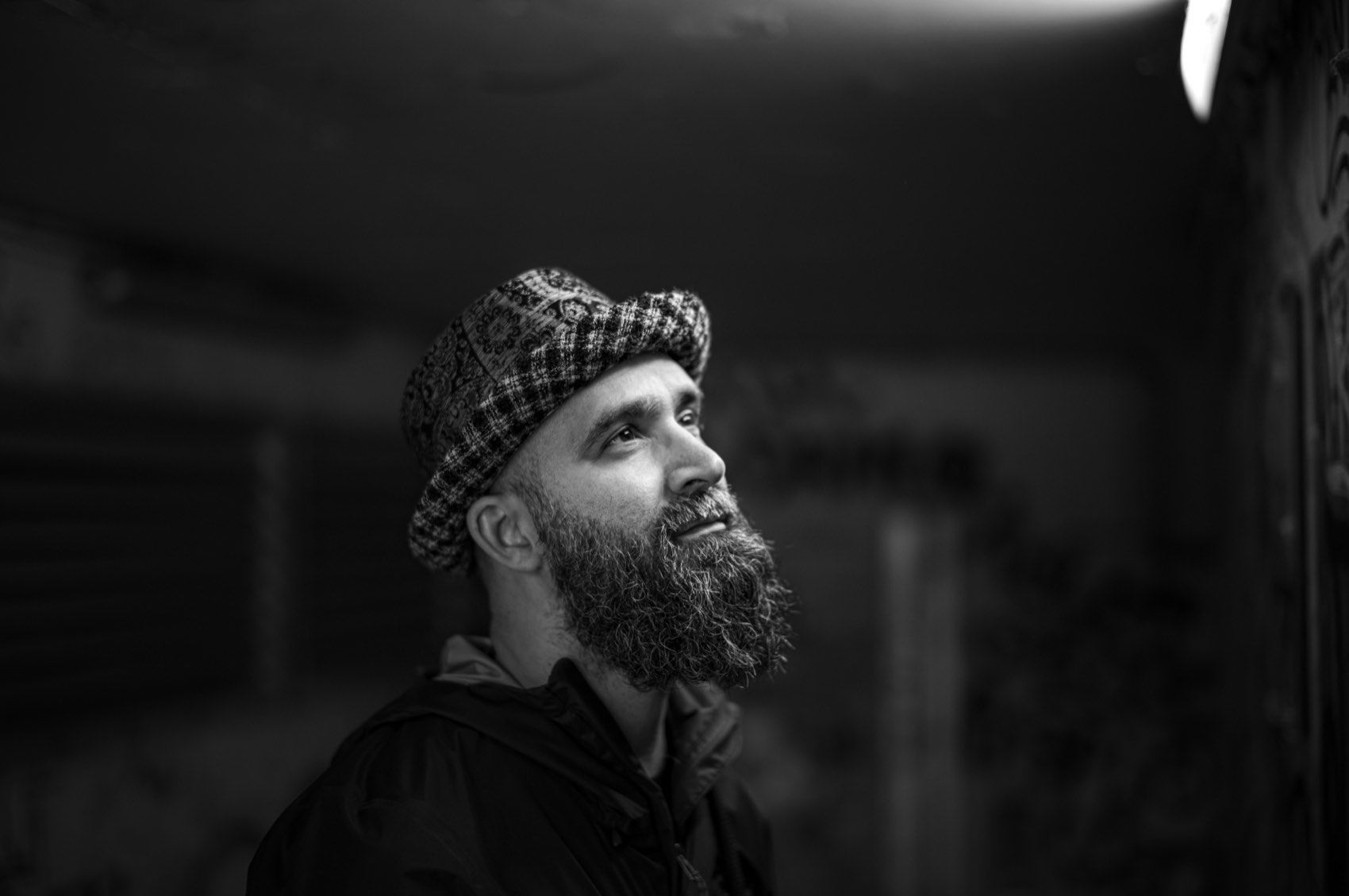 Flat Cap, Full Beard. Paris.