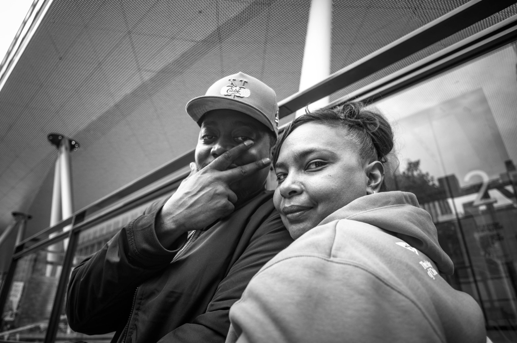 Two Up Close. New York.