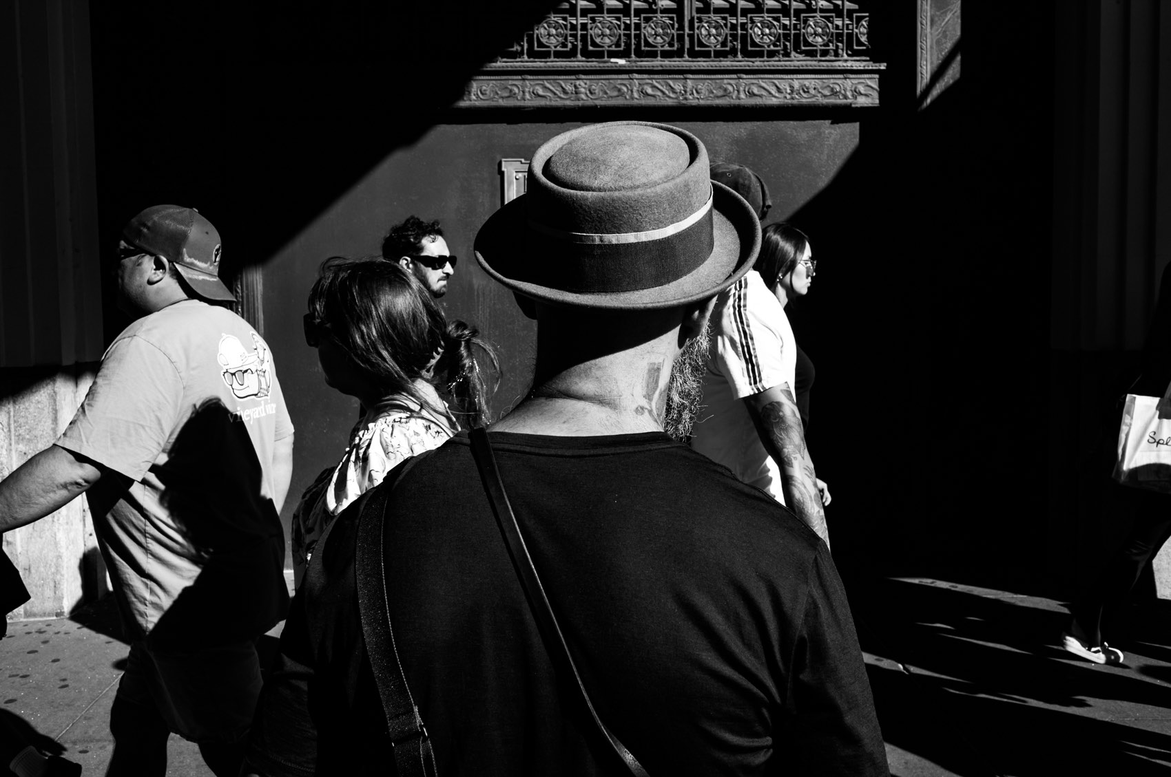 The Boater in the Crowd. New York.
