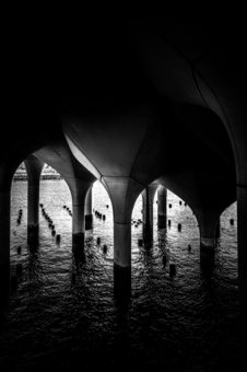 The Water Under the Vaults. New York.