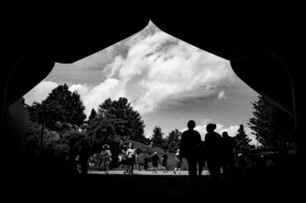 Through the Tent. New York.