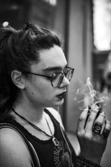 Smoke and Rings. New York.