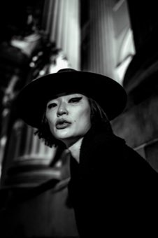 Wide Hat, Narrow Light. New York.